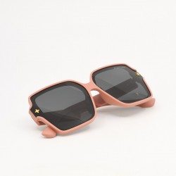 Γυαλιά Ηλίου Polarized – Ροζ Σκελετός με Μαύρους Φακούς και Χρυσές Λεπτομέρειες UV400