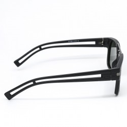 Ανδρικά Γυαλιά Ηλίου Polarized με Μαύρο Σκελετό και Πράσινους Φακούς