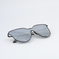 Γυναικεία Γυαλιά Ηλίου Polarized με Σχέδιο Ταρταρούγα - Κομψότητα και Προστασία